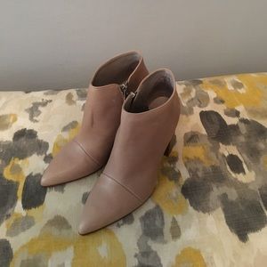 Zara beige booties-new with tags never worn